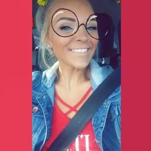 Meet your Posher, Brittney